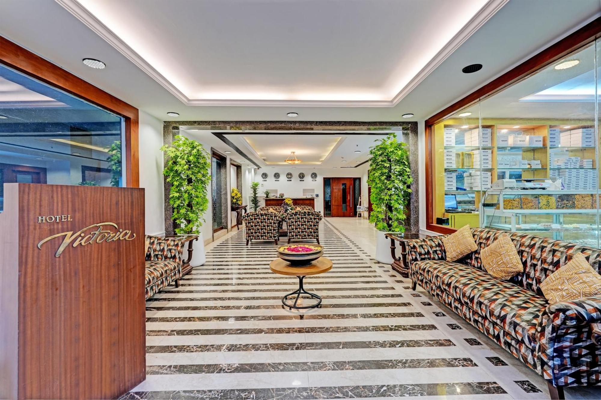 Oyo Palette - Hotel Victoria Chennai Exteriör bild