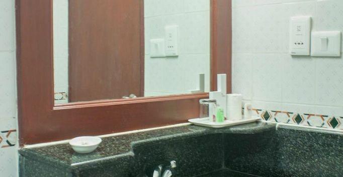 Oyo Palette - Hotel Victoria Chennai Exteriör bild